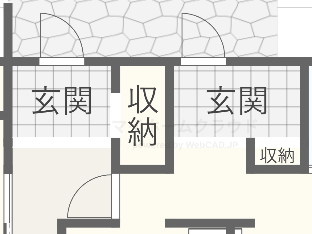 二世帯住宅の両世帯の玄関と内扉