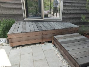 イタウバ幕板を張って完成した第2期上段デッキ